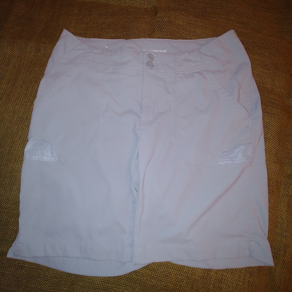 Columbia shorts
